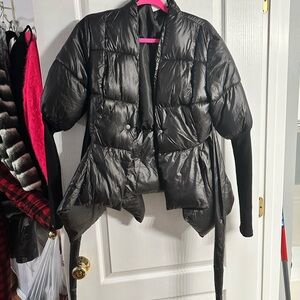 Brand New Stylish Black Women's Puffer Jacket